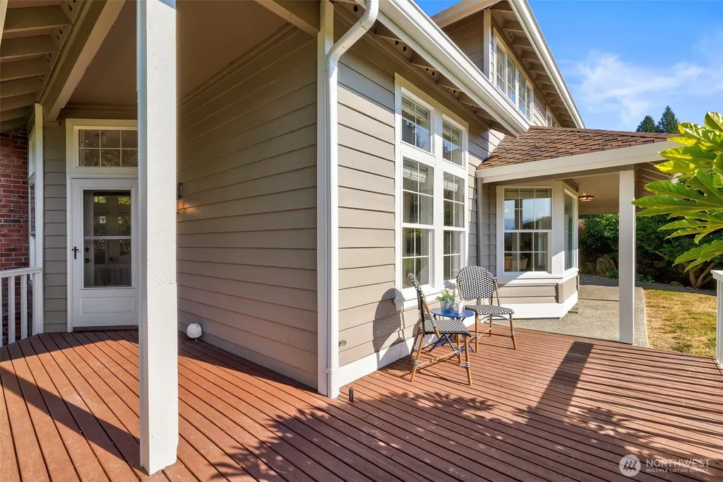 22895 Adams Road Poulsbo WA 98370