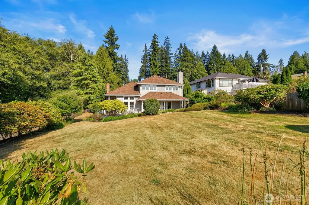 22895 Adams Road Poulsbo WA 98370