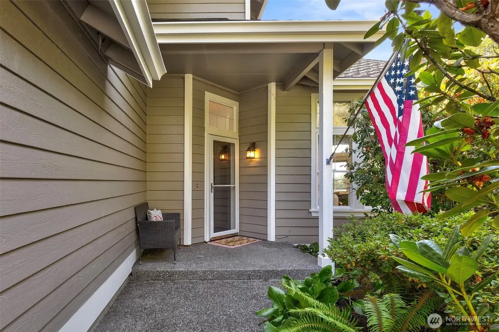 22895 Adams Road Poulsbo WA 98370