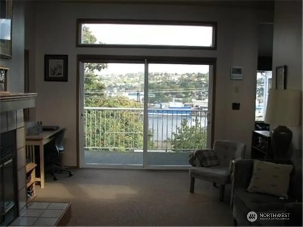 965 W Nickerson Street Seattle WA 98119