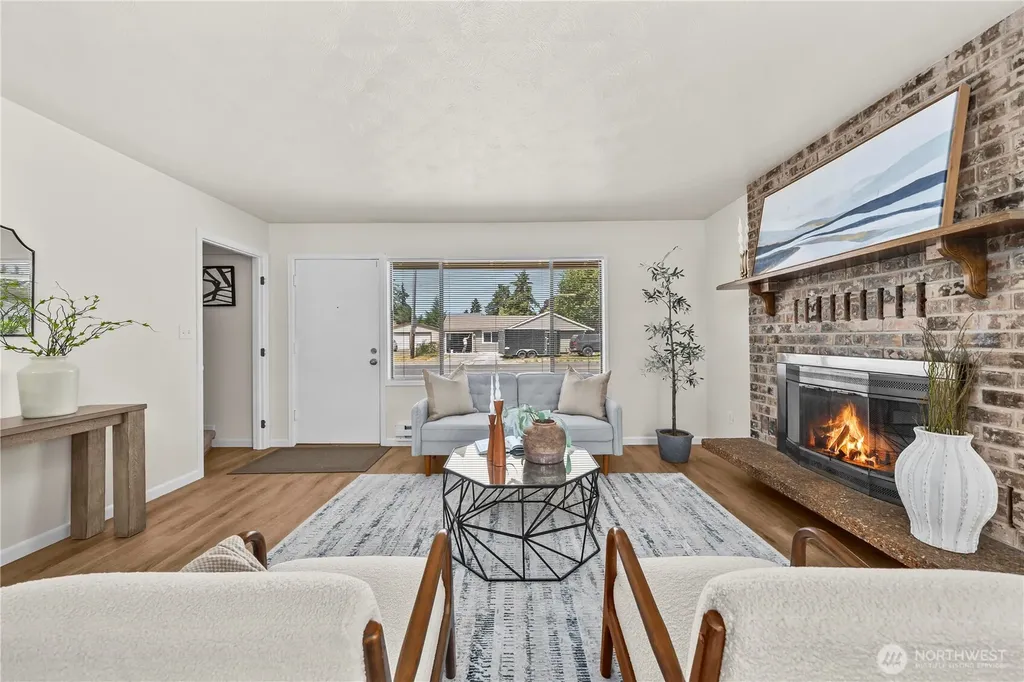 834 S 72nd Street Tacoma WA 98408