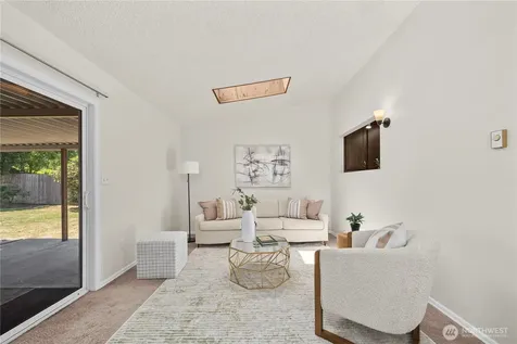 834 S 72nd Street Tacoma WA 98408