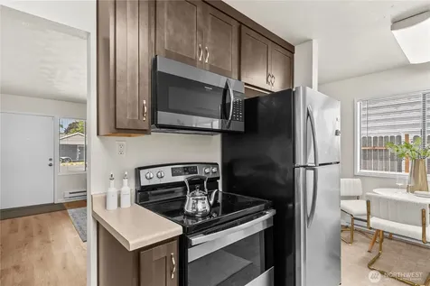 834 S 72nd Street Tacoma WA 98408
