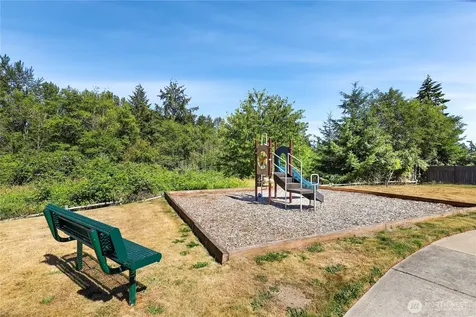 14326 57th Avenue E Puyallup WA 98373