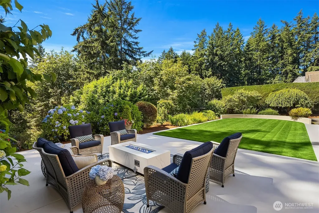 14405 3rd Avenue NW Seattle WA 98177