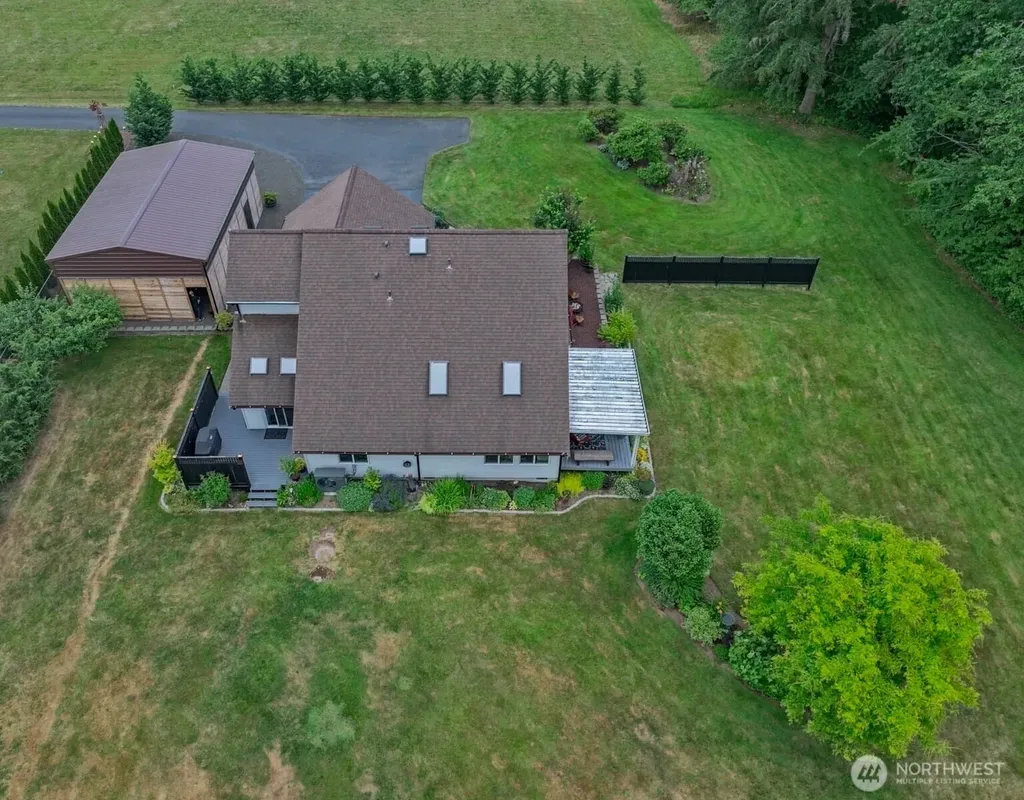 305 NW Paulson Road Poulsbo WA 98370