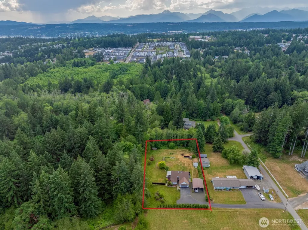 305 NW Paulson Road Poulsbo WA 98370