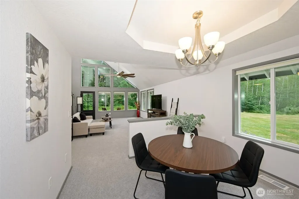 305 NW Paulson Road Poulsbo WA 98370