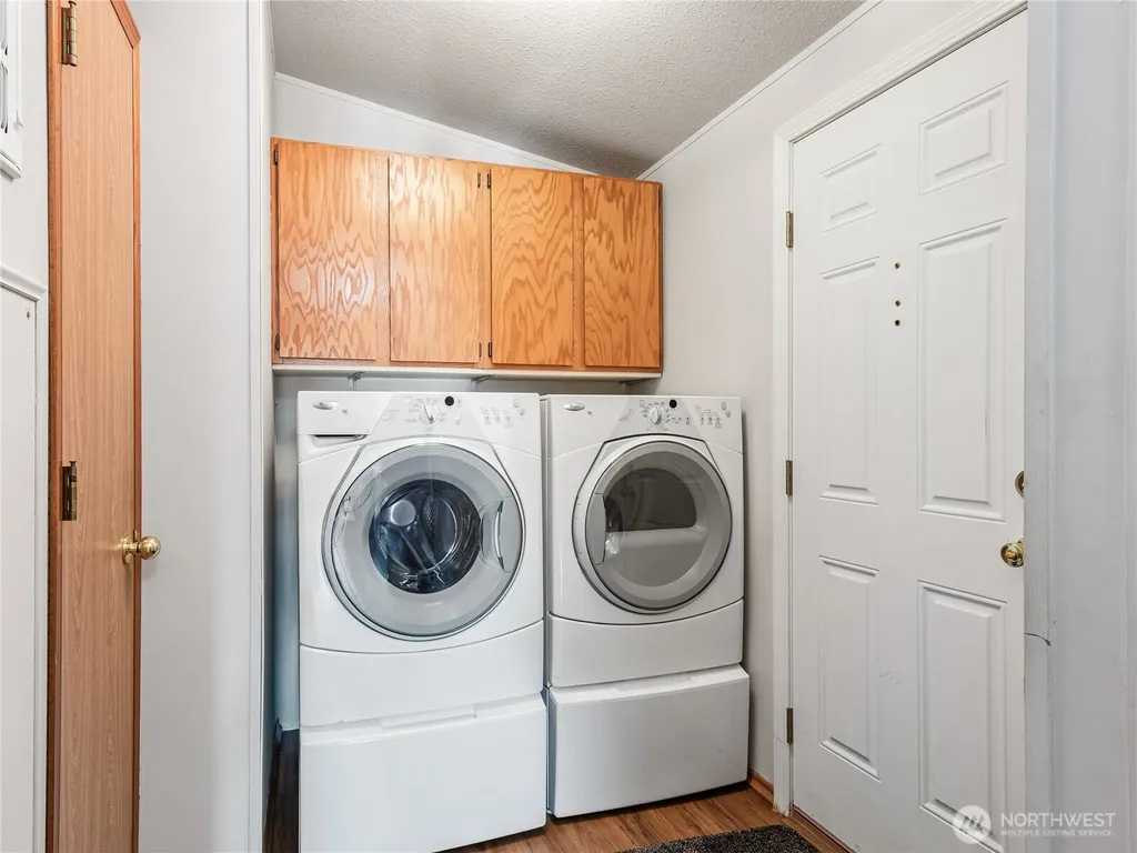 6883 Capricorn Lane NE Bremerton WA 98311