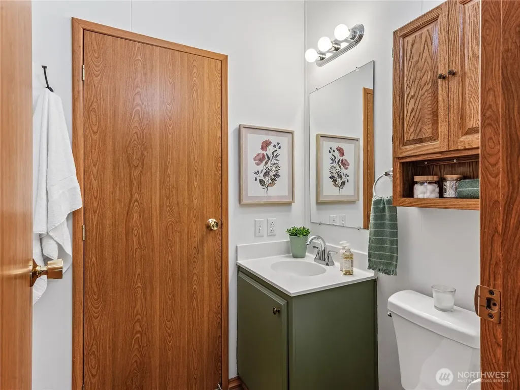 6883 Capricorn Lane NE Bremerton WA 98311