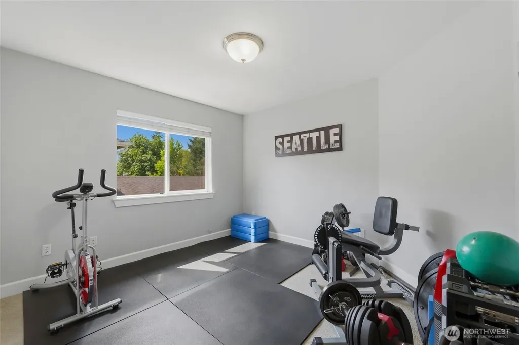 15217 Daffodil Street Ct E Sumner WA 98390