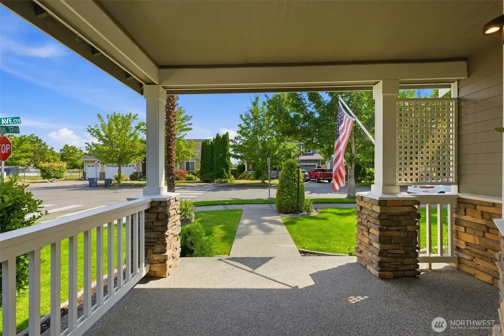 15217 Daffodil Street Ct E Sumner WA 98390