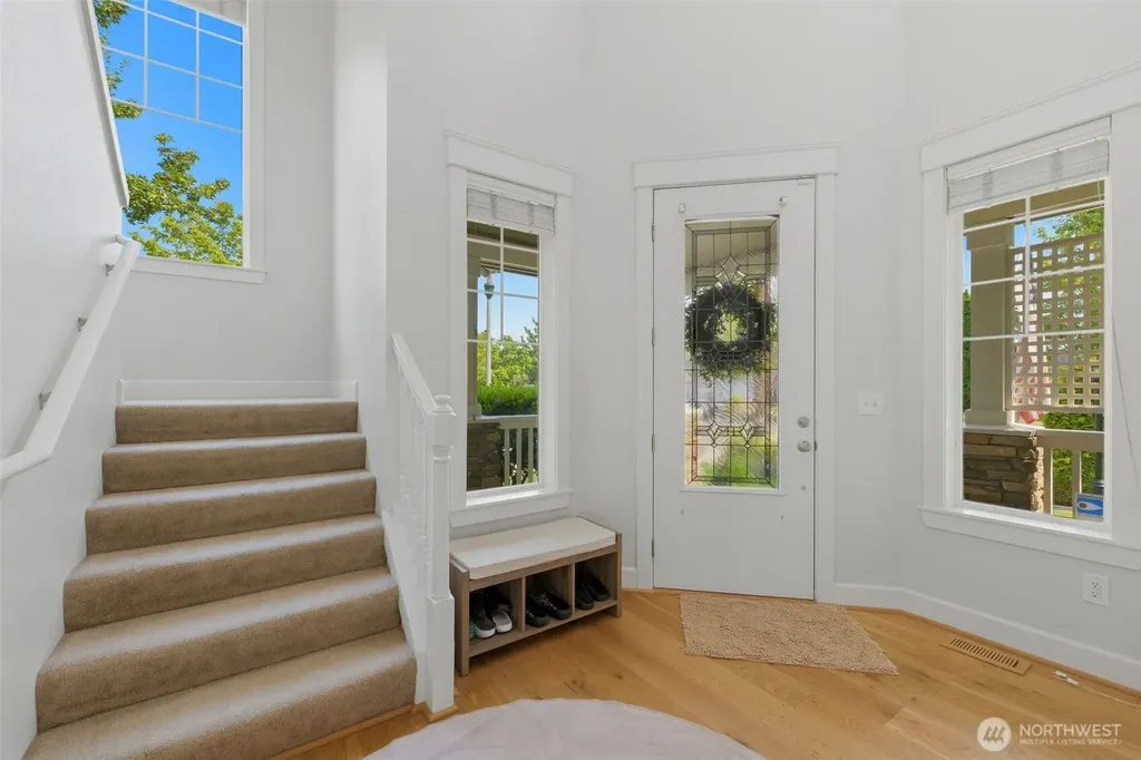 15217 Daffodil Street Ct E Sumner WA 98390