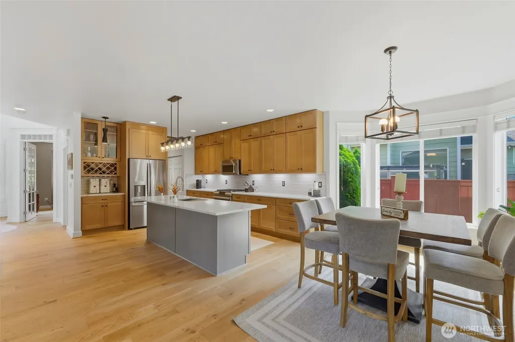 15217 Daffodil Street Ct E Sumner WA 98390