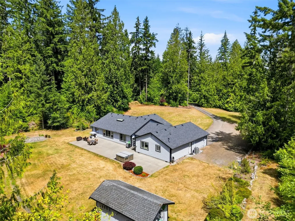 1570 SW Lake Flora Road Port Orchard WA 98367