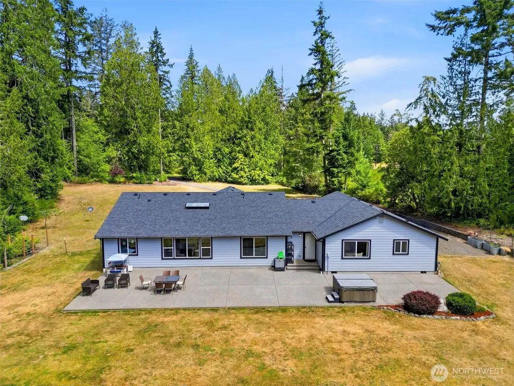 1570 SW Lake Flora Road Port Orchard WA 98367
