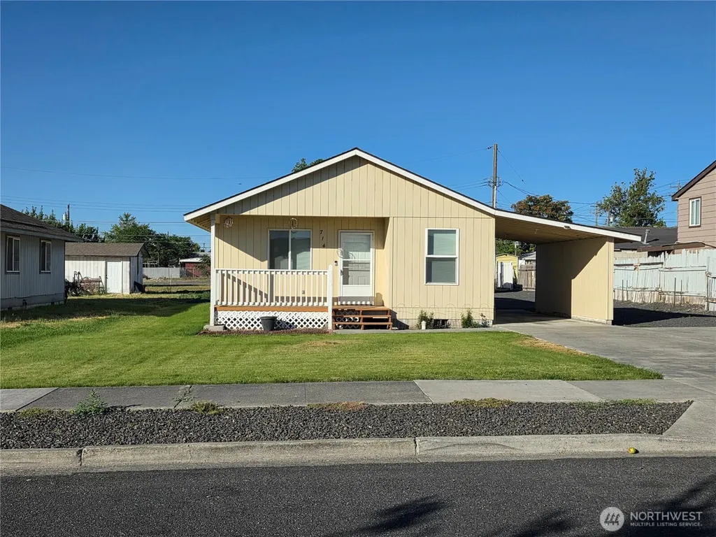 714 S Michael Street Moses Lake WA 98837