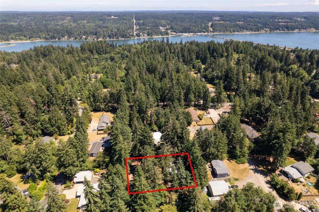 8308 144th Street NW Gig Harbor WA 98329