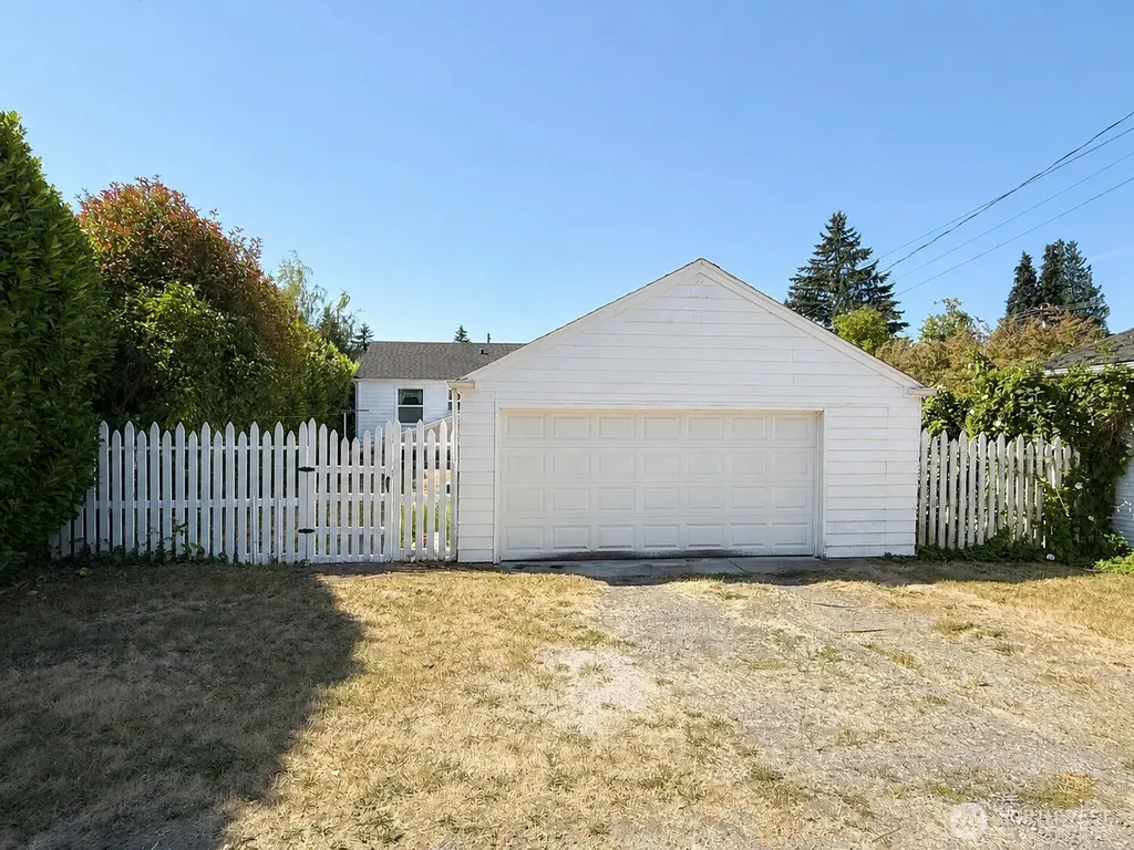 4319 N 7th Street Tacoma WA 98406