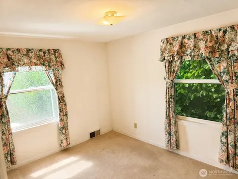 4319 N 7th Street Tacoma WA 98406
