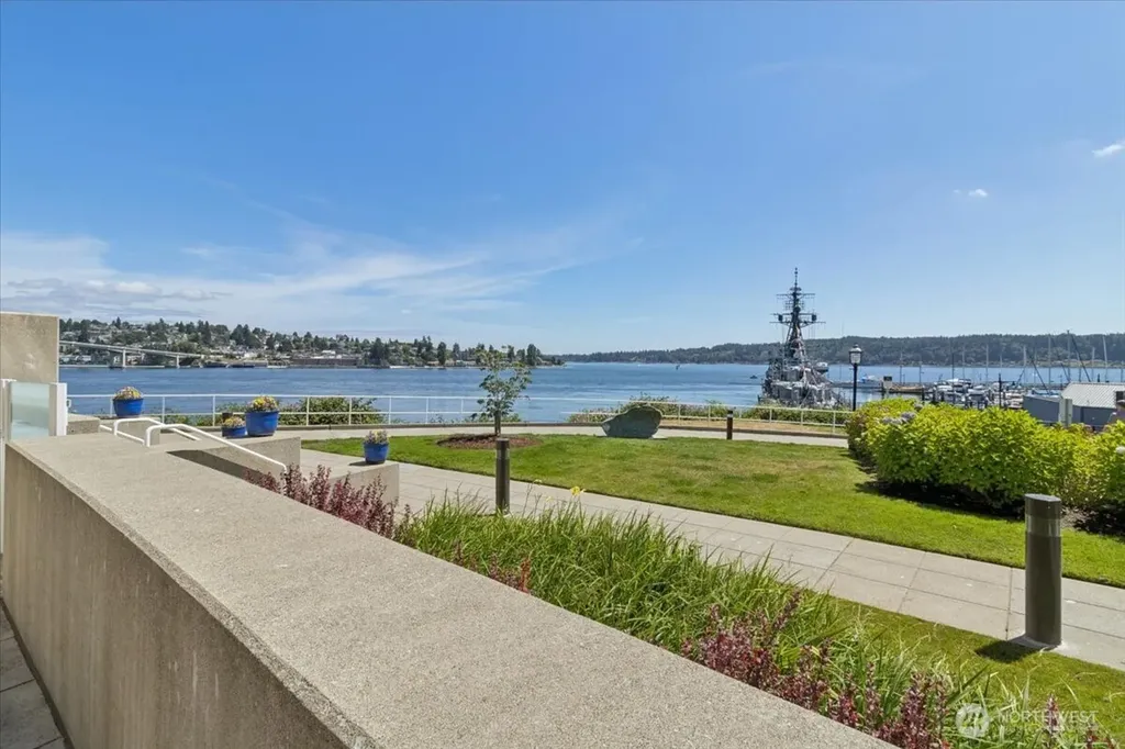 320 Washington Avenue Bremerton WA 98337