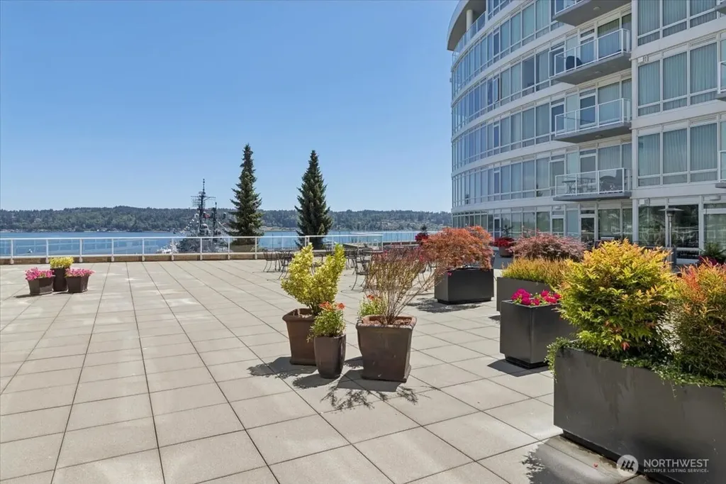 320 Washington Avenue Bremerton WA 98337