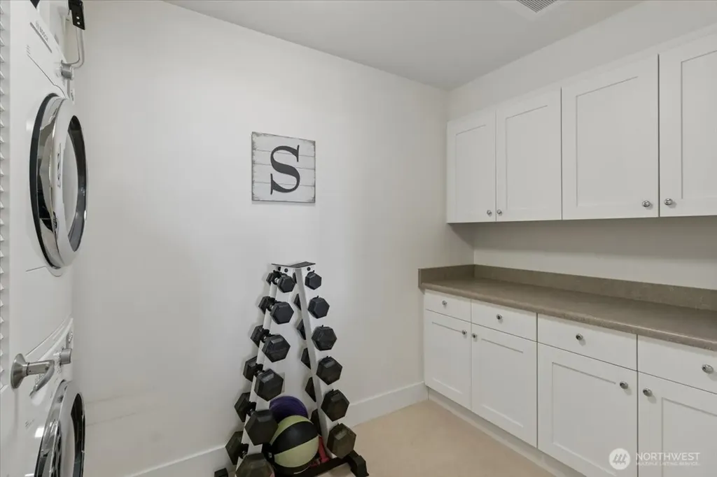 320 Washington Avenue Bremerton WA 98337
