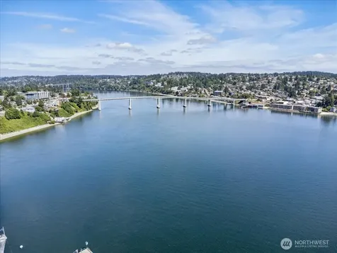 320 Washington Avenue Bremerton WA 98337
