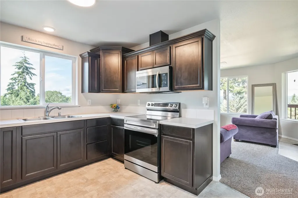 1009 Taylor Road Kalama WA 98625