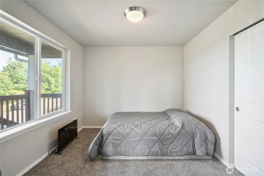 1009 Taylor Road Kalama WA 98625