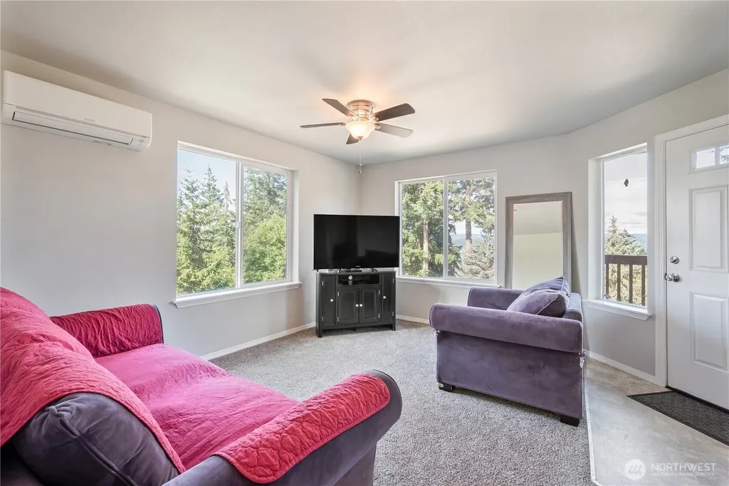 1009 Taylor Road Kalama WA 98625