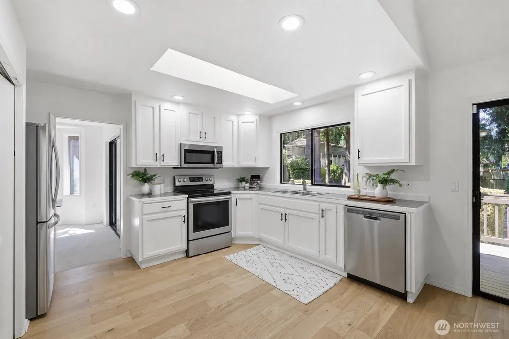 16718 3rd Avenue SE Bothell WA 98012