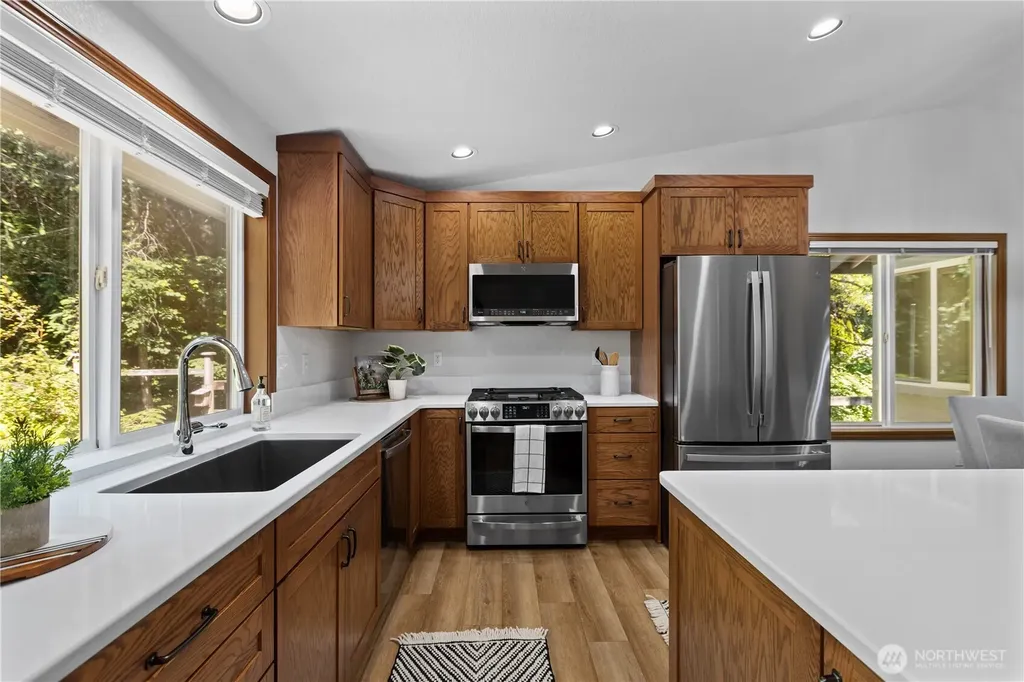 2418 Woodfield Loop SE Olympia WA 98501
