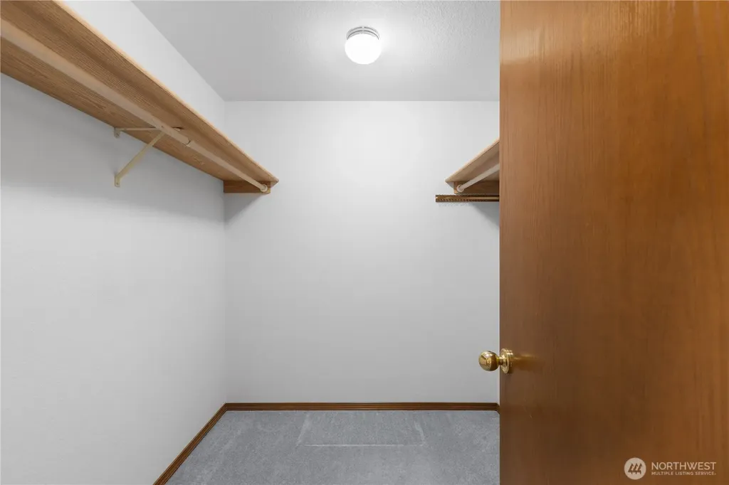 2418 Woodfield Loop SE Olympia WA 98501