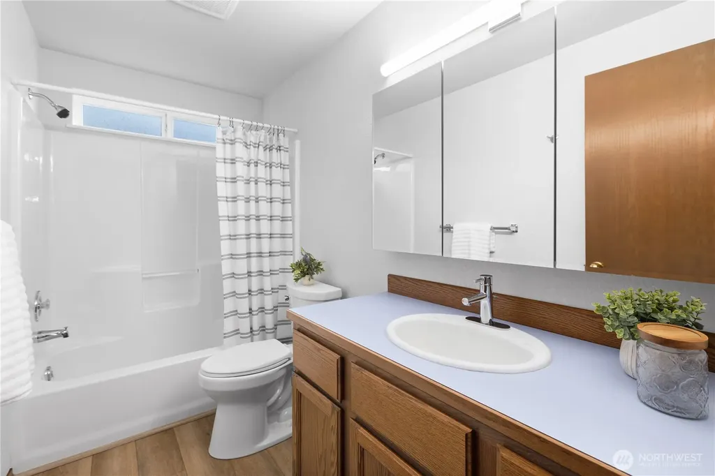 2418 Woodfield Loop SE Olympia WA 98501