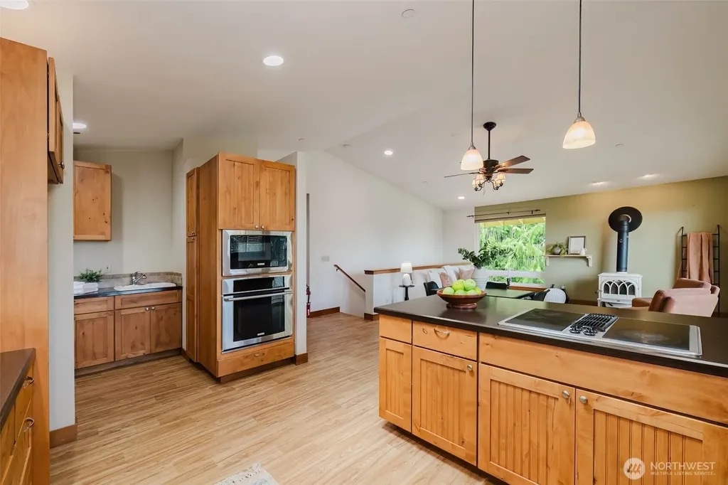 700 N Triton Heights Road Lilliwaup WA 98555