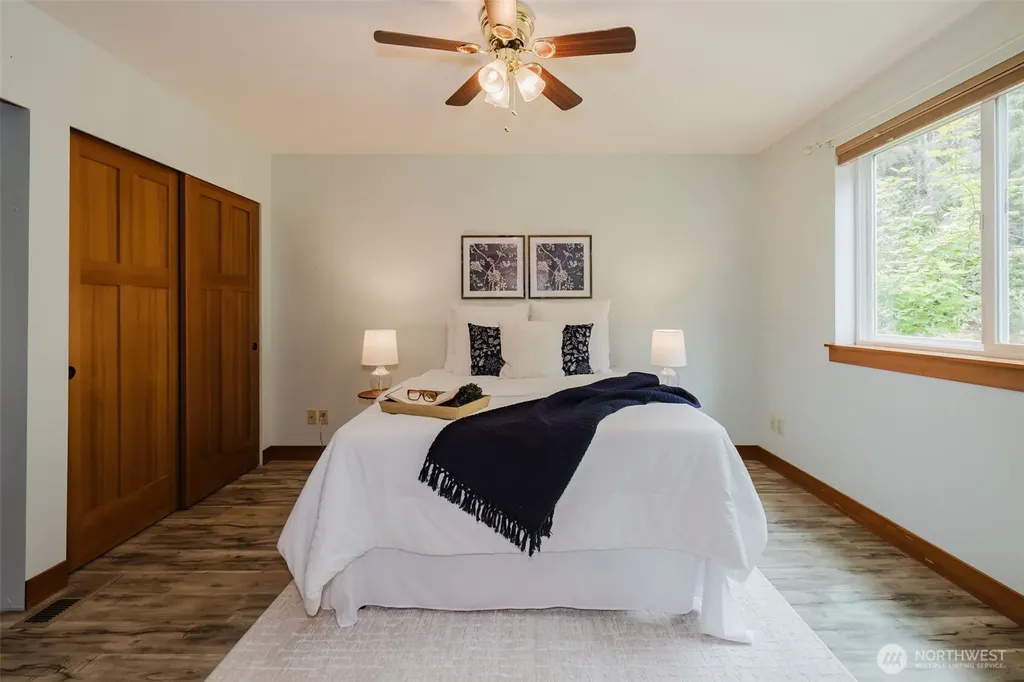 700 N Triton Heights Road Lilliwaup WA 98555