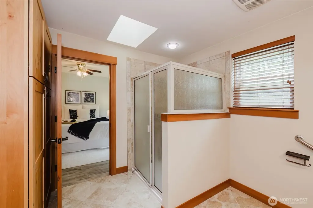 700 N Triton Heights Road Lilliwaup WA 98555