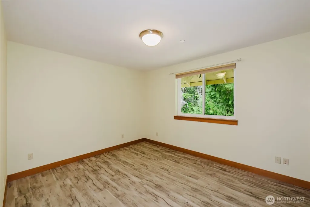 700 N Triton Heights Road Lilliwaup WA 98555