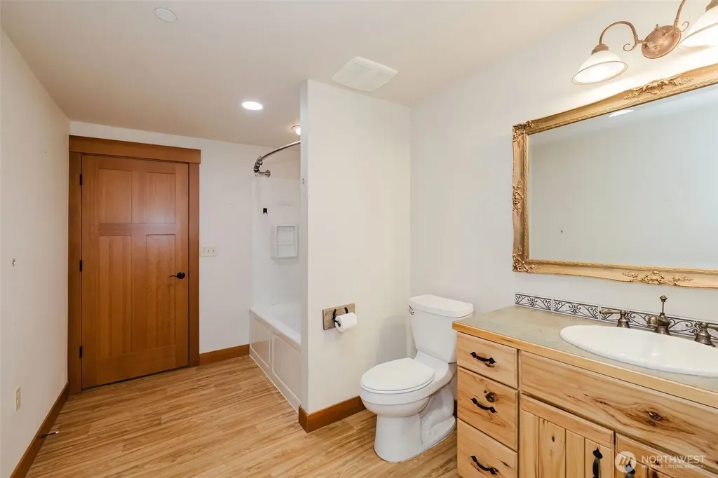 700 N Triton Heights Road Lilliwaup WA 98555