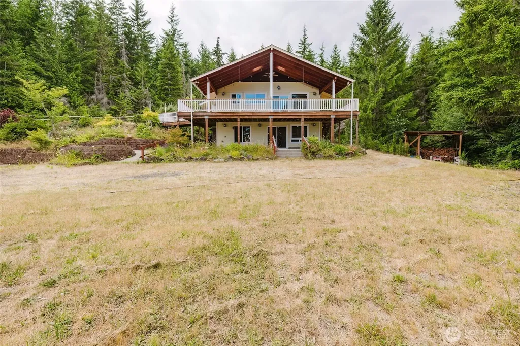 700 N Triton Heights Road Lilliwaup WA 98555