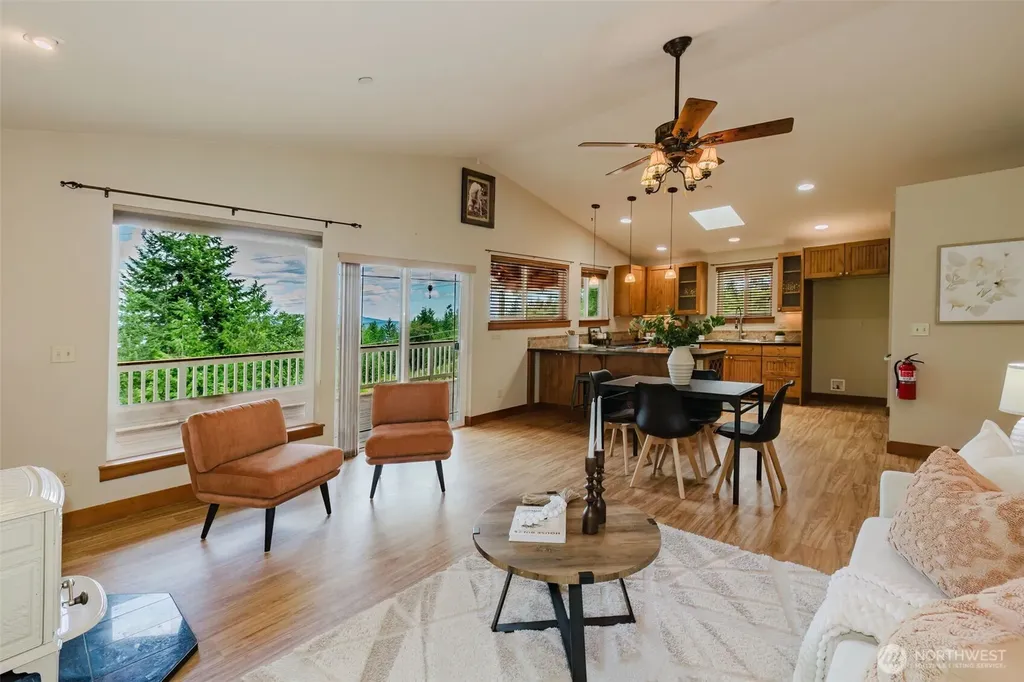 700 N Triton Heights Road Lilliwaup WA 98555