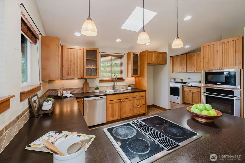 700 N Triton Heights Road Lilliwaup WA 98555