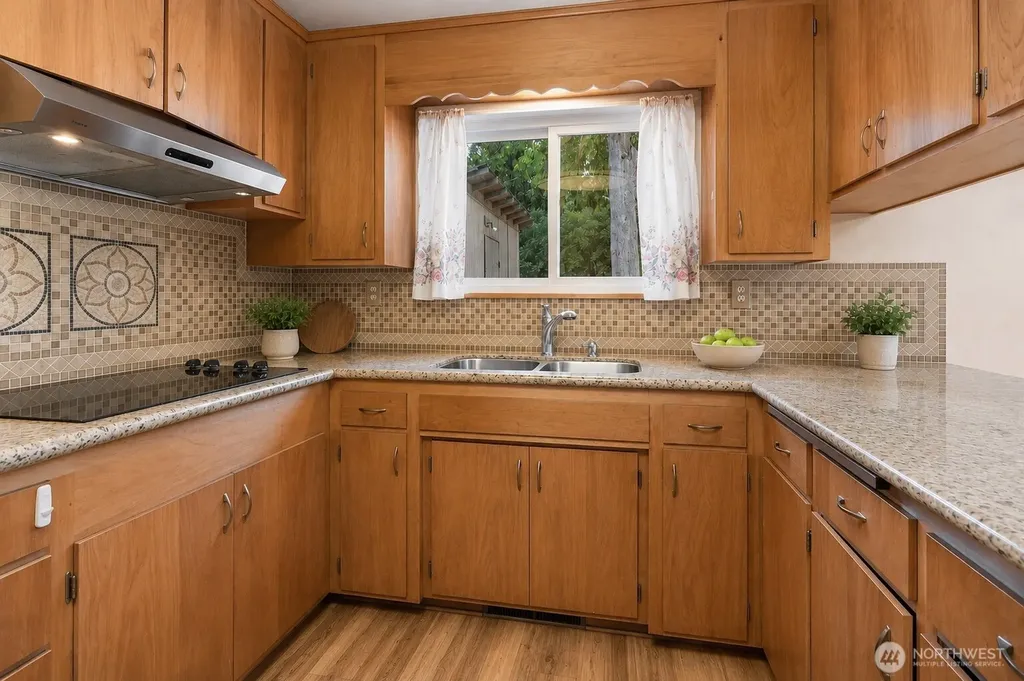 10406 55th Avenue S Seattle WA 98178