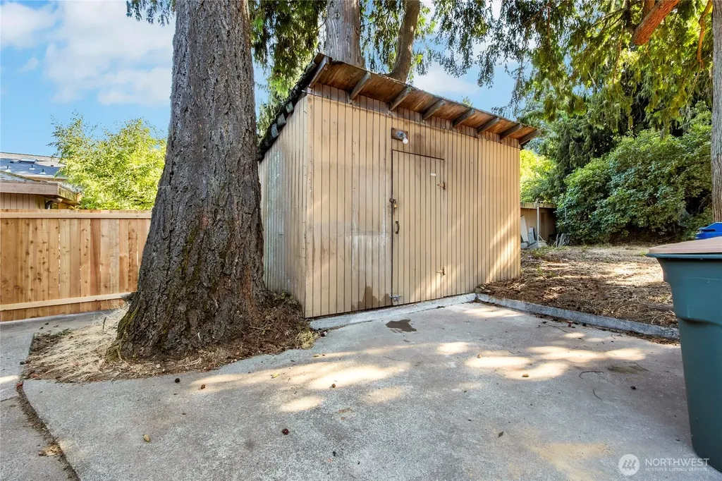 10406 55th Avenue S Seattle WA 98178