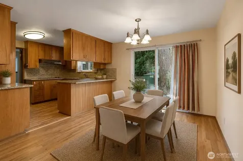 10406 55th Avenue S Seattle WA 98178