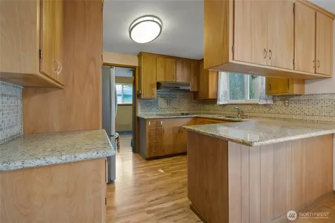 10406 55th Avenue S Seattle WA 98178