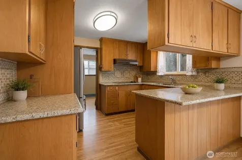 10406 55th Avenue S Seattle WA 98178