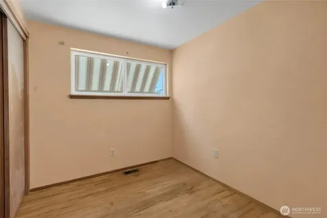 10406 55th Avenue S Seattle WA 98178