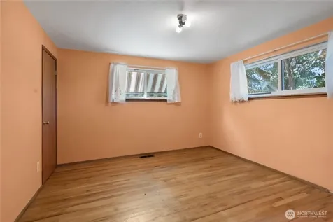 10406 55th Avenue S Seattle WA 98178